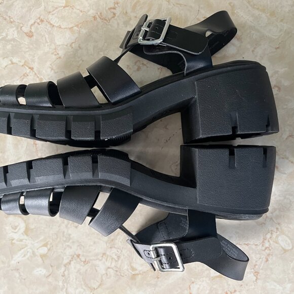 NWOB Madden NYC Sz 8.5 Genesis Fisherman Block Heel Sandals in Black - Picture 7 of 10